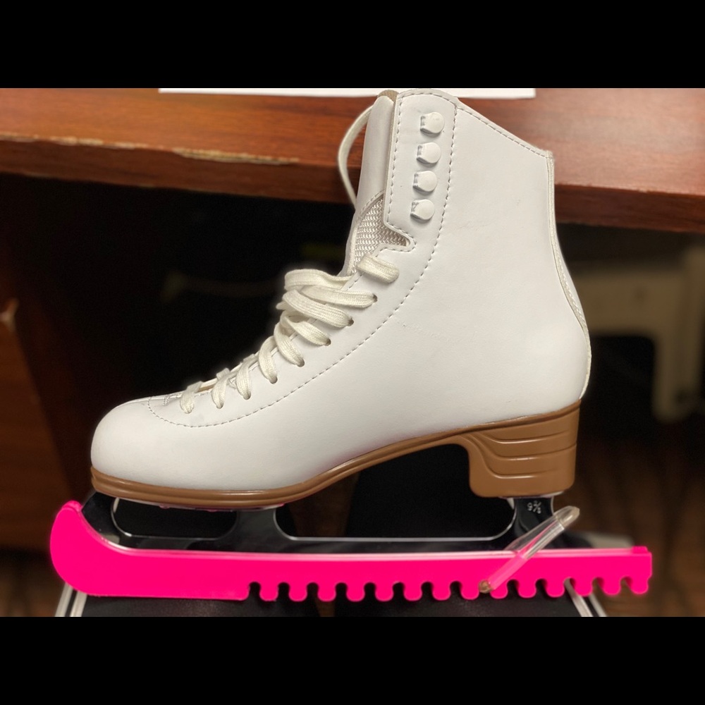 Jackson ultima mystiques.